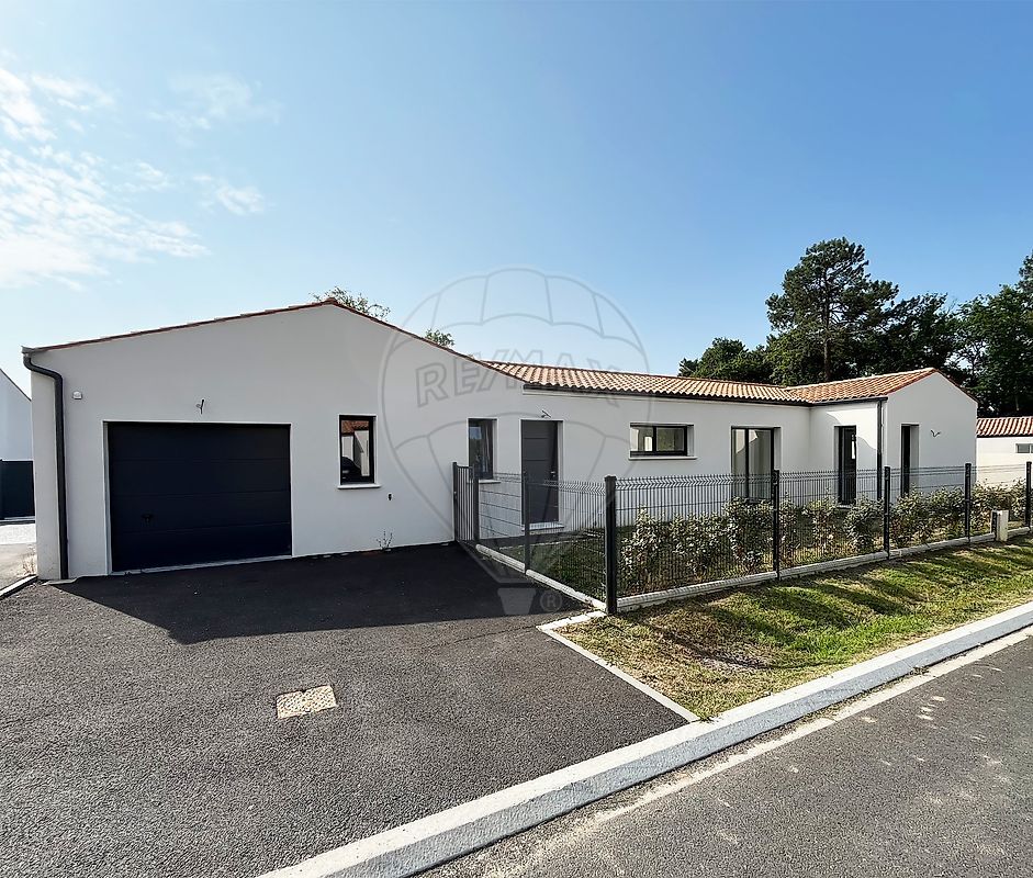 Villa / Maison  T5 à vendre Mathes (Les) 17570
