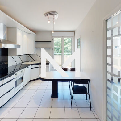 Appartement 4 pièces 1395 €