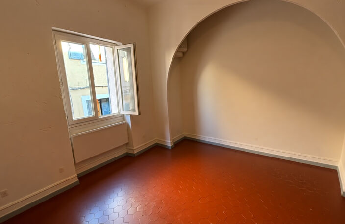 SPECIAL INVESTISSEUR 2 APPARTEMENTS AU COEUR DU QUARTIER DE — photo 4