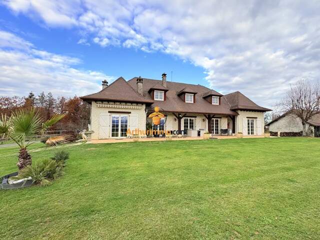 À vendre – Demeure d’Exception ou maison d'hôte — photo du bien