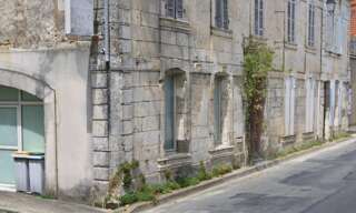 Maison 8 Pièces 180 m² à vendre à Rioux (17460)