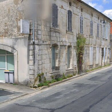 Maison 8 pièces 82000 €