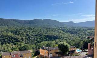 Appartement 3 Pièces 50 m² à vendre à Bagnols-en-Forêt (83600)