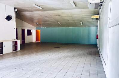 Local Commercial de 221 m² ; ZAC de Rivière Roche — photo du bien