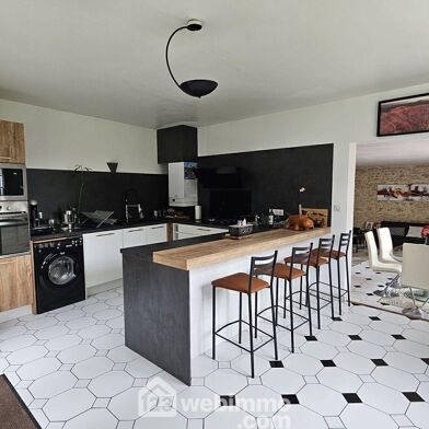 Maison 5 pièces 274500 €