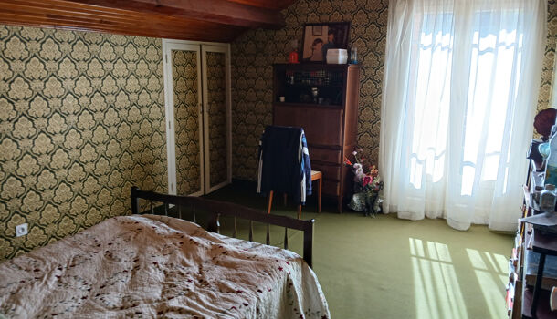 Villa / Maison 11 pièces  à vendre Reynès 66400