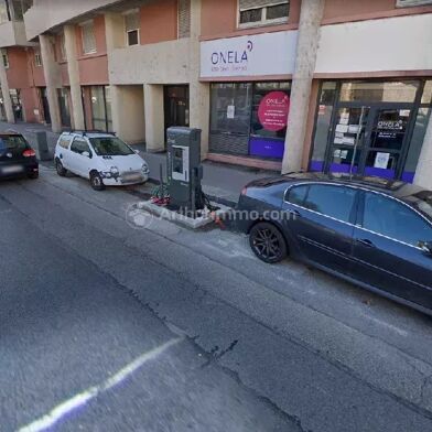 Bureau 4 pièces 250000 €