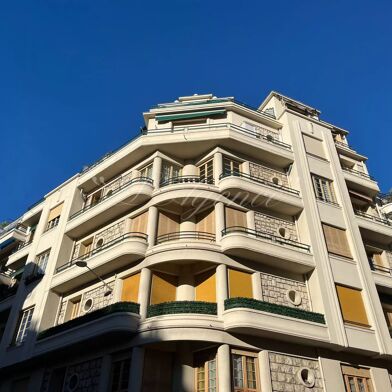 Appartement 2 pièces 939 €