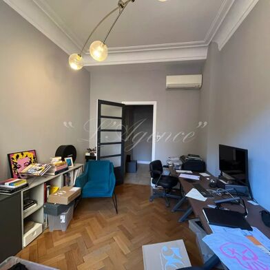 Appartement 2 pièces 939 €