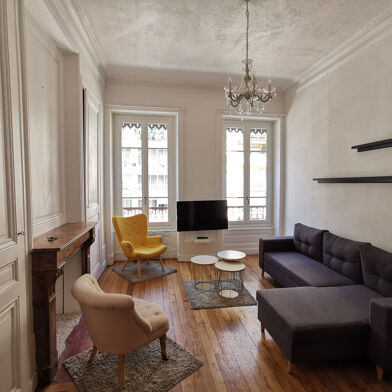 Appartement 2 pièces 1008 €