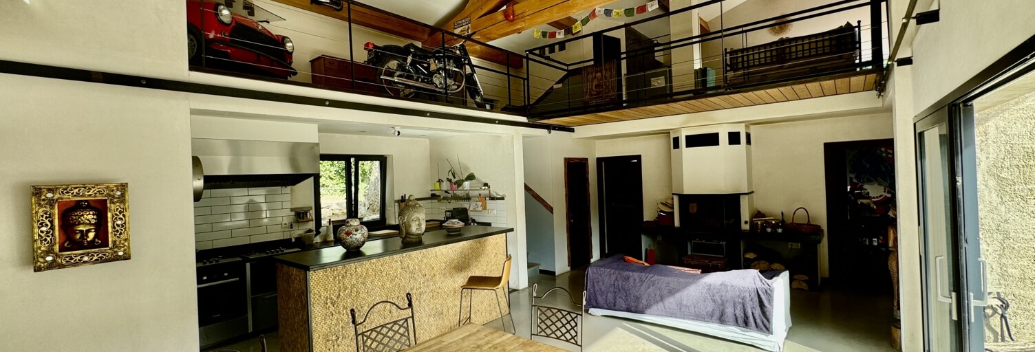 Maison 9 Pièces 350 m² à vendre à Grimaud (83310)