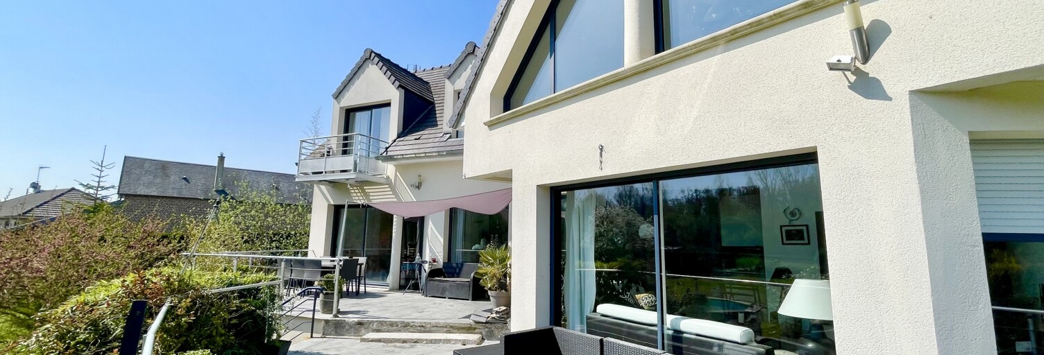 Maison 7 Pièces 212 m² à vendre à Dallon (02680)