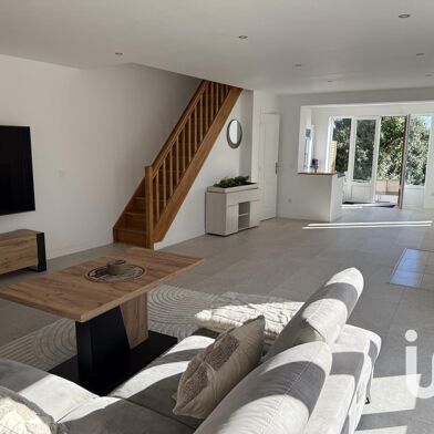 Maison 5 pièces 300000 €