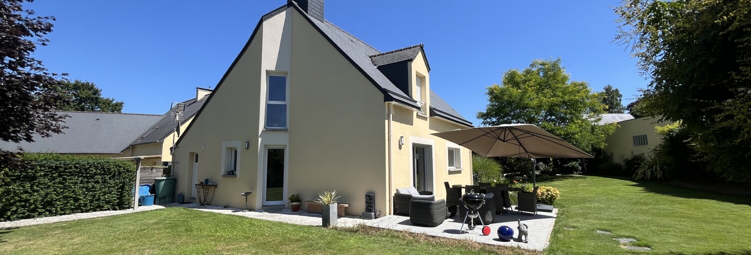 Maison 5 Pièces 101 m² à vendre à Saint-Germain-en-Coglès (35133)