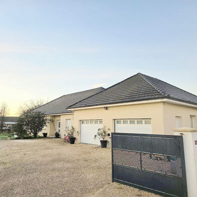 Maison 8 pièces 393000 €