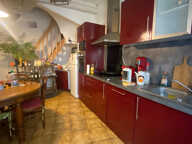 Maison de village avec garage et potentiel d'agrandissement — photo 2