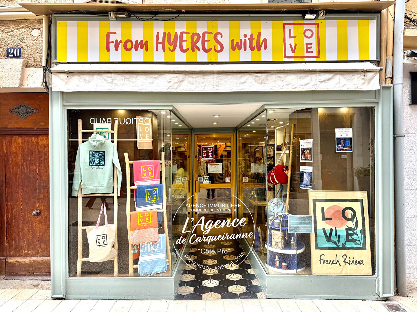 Local commercial  T3 à vendre Hyères 83400