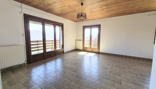 Villa / Maison 4 pièces  à louer Voiron 38500