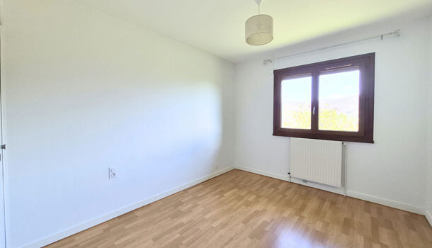 Villa / Maison 4 pièces  à louer Voiron 38500