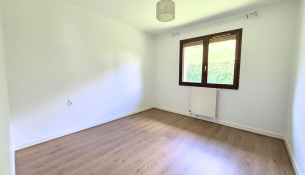 Villa / Maison 4 pièces  à louer Voiron 38500