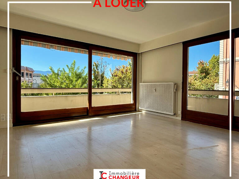 APPARTEMENT VOIRON 3 PIECES + BALCON - 81 m2 — photo 1