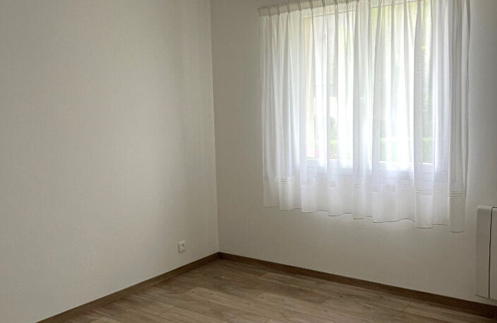 A LOUER MAISON QUARTIER DEZERSEUL, 3 CHAMBRES, SOUS-SOL COMPLET — photo 5