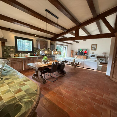 Maison 5 pièces 640000 €