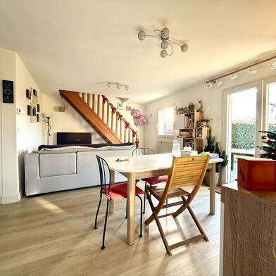 Maison 6 pièces 282500 €