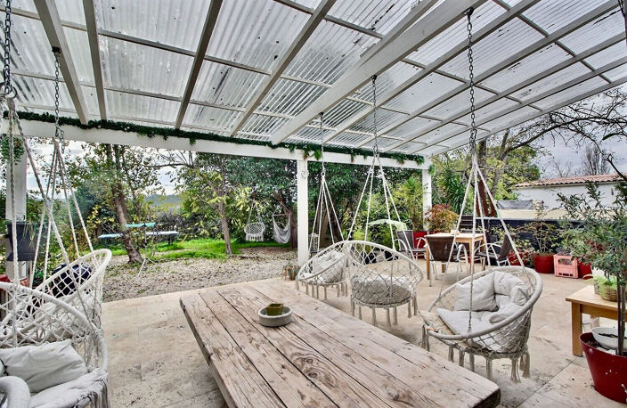COUDOUX-Maison de type 5 d'une surface de 151.545 m2 sur 6 003 m2 avec piscine et dépendances. — photo 2
