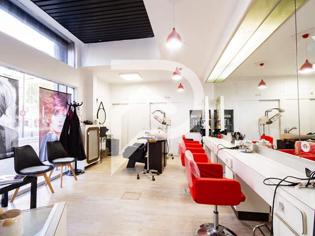 Murs 30M2 Salon de coiffure Marseille 13004 — photo du bien