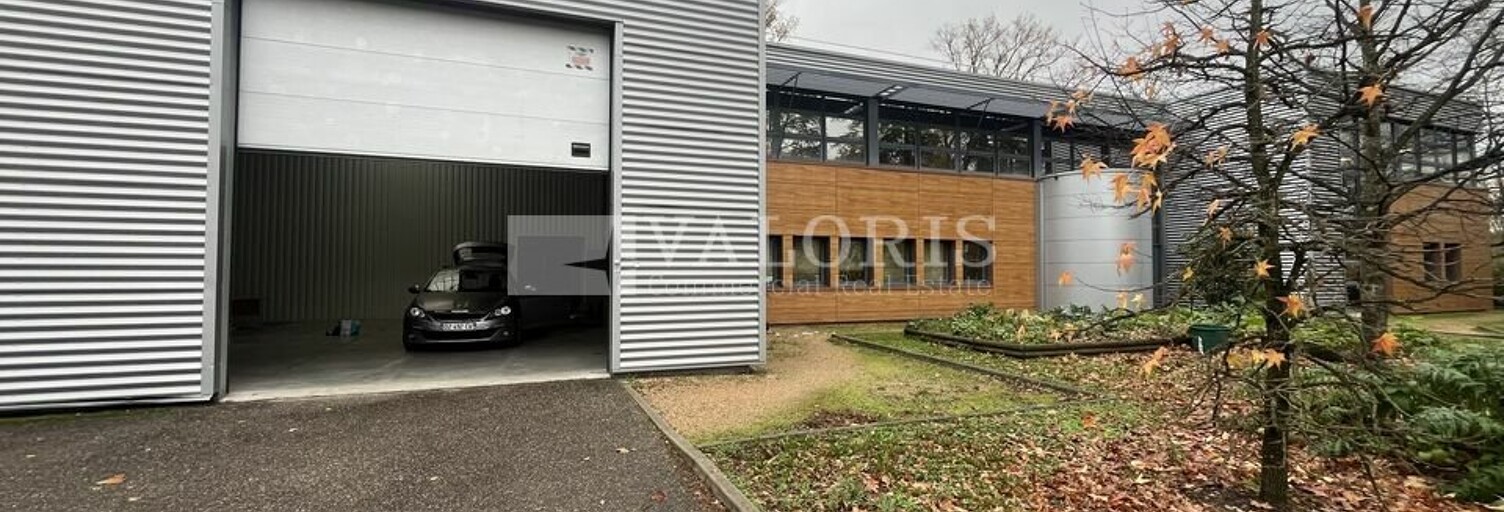 Commerce  520 m² à louer à Écully (69130)