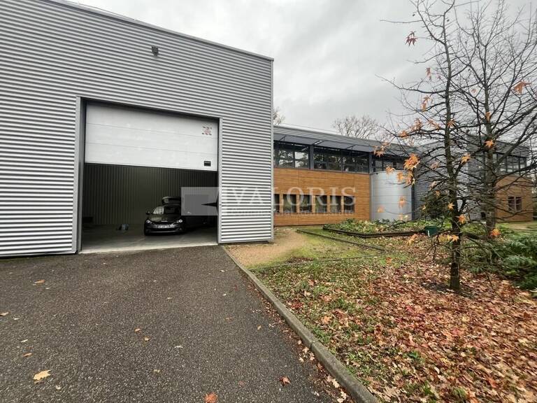 MIXTE ACTIVITES-BUREAUX à LOUER — photo 1