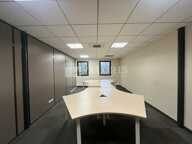 MIXTE ACTIVITES-BUREAUX à LOUER — photo 4