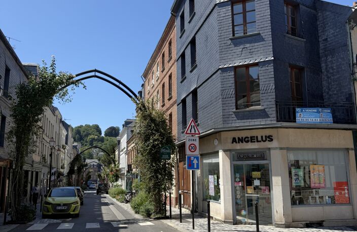 Vente Triplex 6 pièces — photo 2