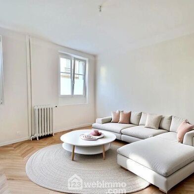 Appartement 2 pièces 373600 €