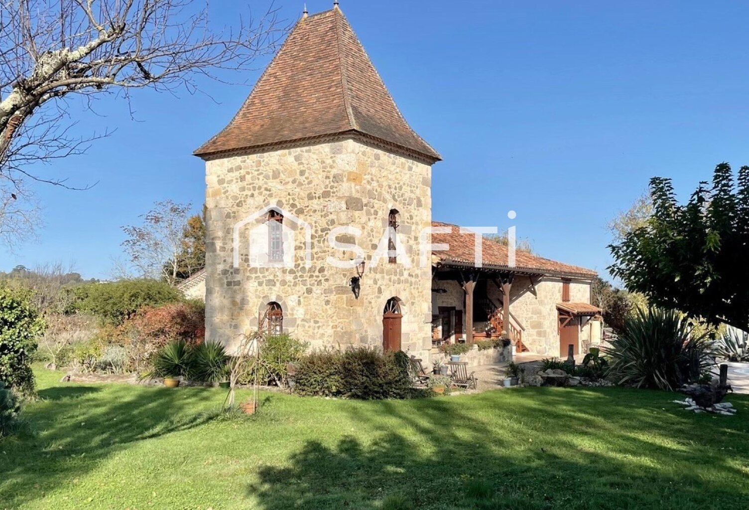 Très belle maison du 19ème, au calme, isolée, pas de voisins immédiats. — photo 1