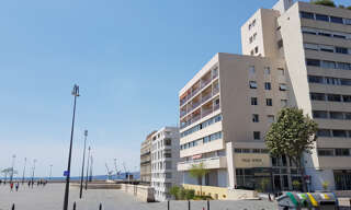 Bureau 4 Pièces 127 m² à louer à Marseille 2 (13002)