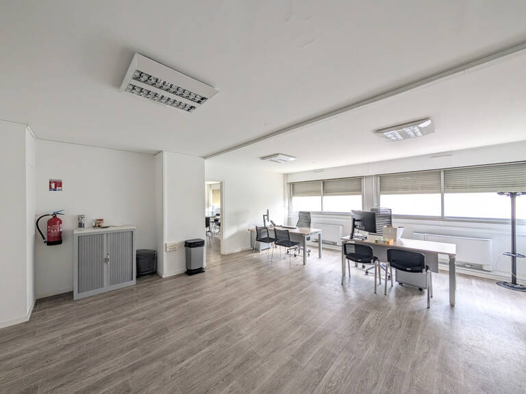 Bureaux - 127m2 - Joliette - La Major - 13002 - Villa d'Este — photo 1