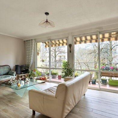 Appartement 4 pièces 330000 €