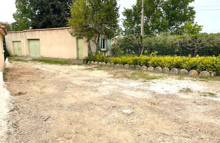 Vends terrain constructible et viabilisé de 521 m². VILLEVIEILLE. 30250 — photo 5