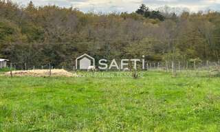 Terrain  1900 m² à vendre à Loupes (33370)