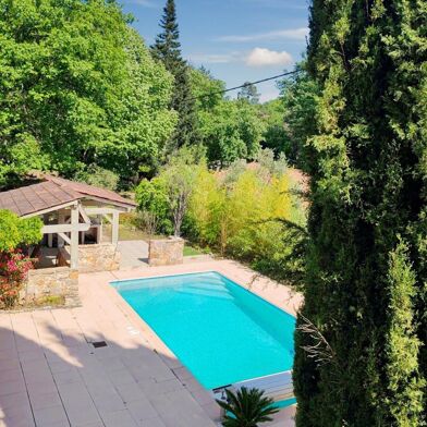 Maison 6 pièces 590000 €