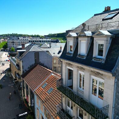 Appartement 8 pièces 200000 €