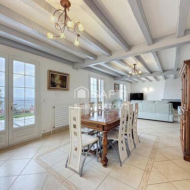 Maison 8 pièces 521000 €