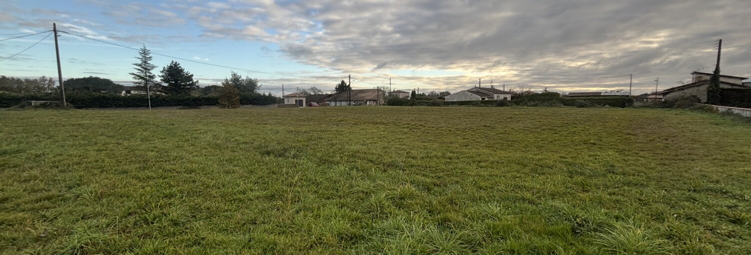 Terrain  885 m² à vendre à Vacquiers (31340)