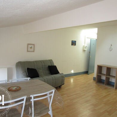 Appartement 1 pièces 400 €