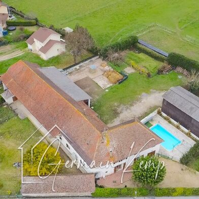 Maison 9 pièces 538000 €