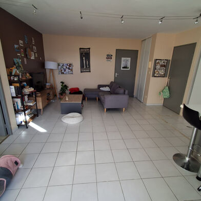 Appartement 2 pièces 608 €