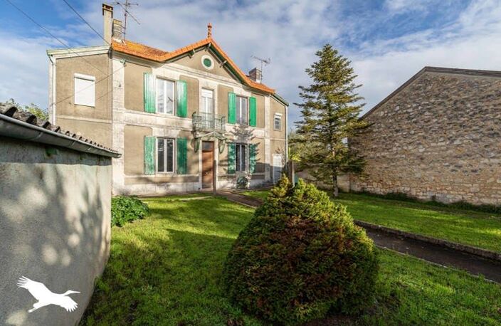 Maison en pierre de 5 pièces principales — photo 2