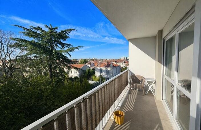 Vente appartement 3 pièces 75 m² Bordeaux (33000) — photo 4